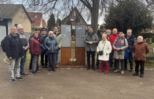 Einweihung der Stelen auf dem Alten Friedhof in Weilimdorf am 18.12.2024. Foto BURGER